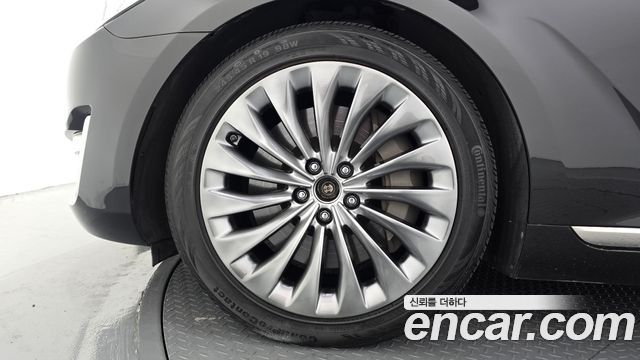 Genesis EQ900 5.0 GDI AWD Prestige 2016 — фото 5