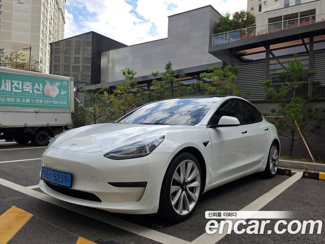 Tesla Model 3 Long Range AWD 2022 — фото 2
