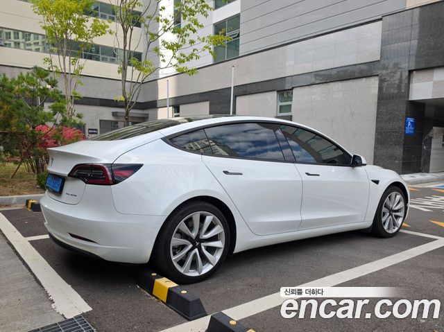 Tesla Model 3 Long Range AWD 2022 — фото 5
