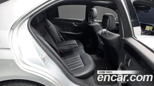 Mercedes-Benz E-Class (W212) E300 4MATIC Avantgarde 2014 — фото 11