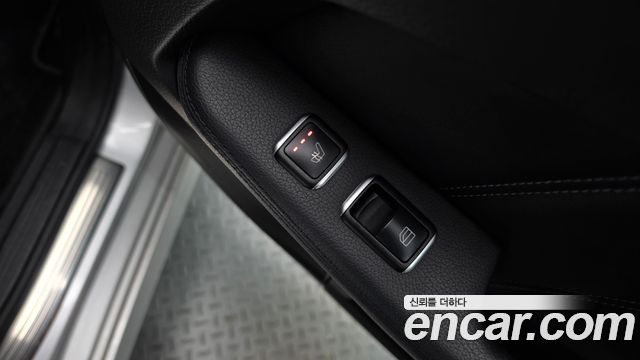 Mercedes-Benz E-Class (W212) E300 4MATIC Avantgarde 2014 — фото 17