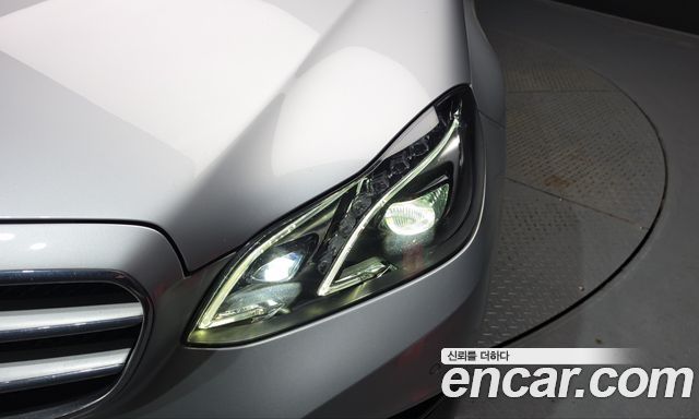 Mercedes-Benz E-Class (W212) E300 4MATIC Avantgarde 2014 — фото 22