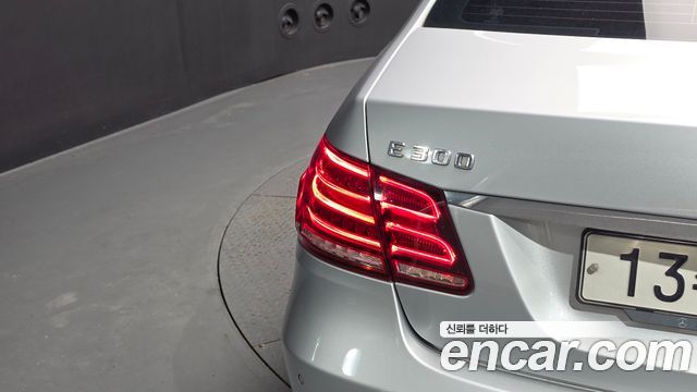 Mercedes-Benz E-Class (W212) E300 4MATIC Avantgarde 2014 — фото 23