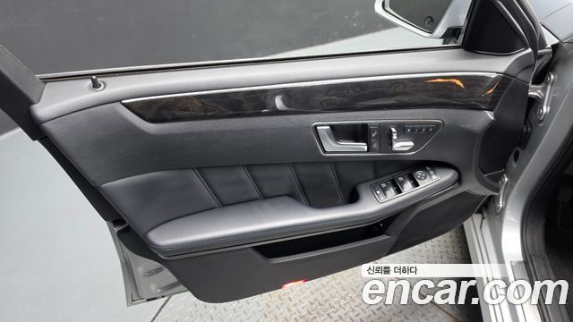 Mercedes-Benz E-Class (W212) E300 4MATIC Avantgarde 2014 — фото 24