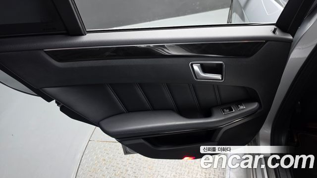 Mercedes-Benz E-Class (W212) E300 4MATIC Avantgarde 2014 — фото 25