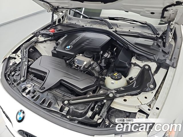 BMW 4 Series (F32) 428i M Sport Convertible 2016 — фото 5
