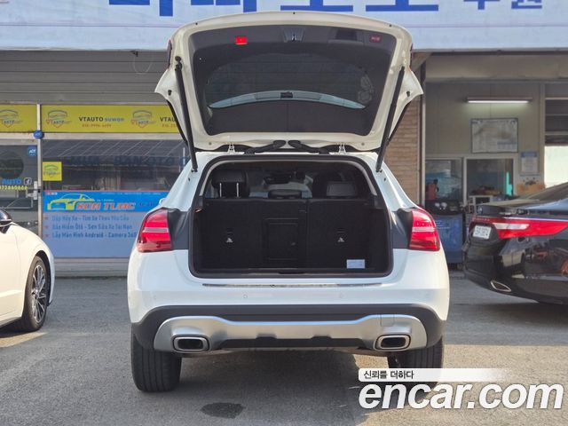 Mercedes-Benz GLA-Class (X156) GLA220 Premium 2019 — фото 4