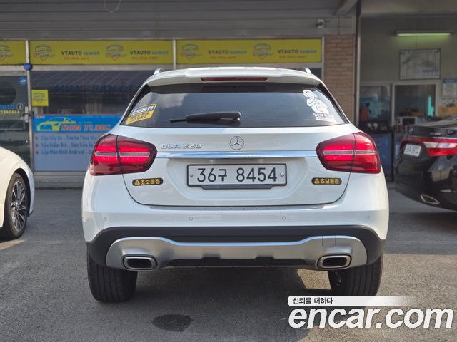 Mercedes-Benz GLA-Class (X156) GLA220 Premium 2019 — фото 5