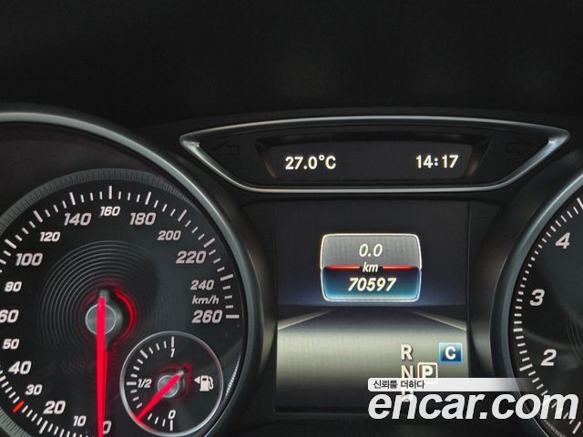 Mercedes-Benz GLA-Class (X156) GLA220 Premium 2019 — фото 6