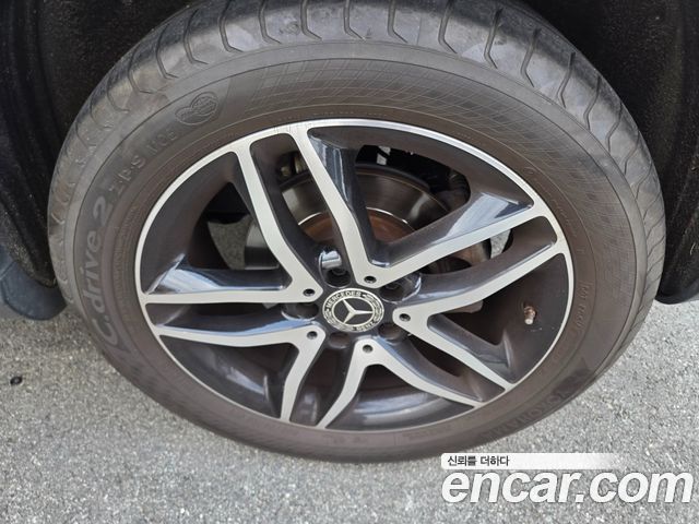 Mercedes-Benz GLA-Class (X156) GLA220 Premium 2019 — фото 20