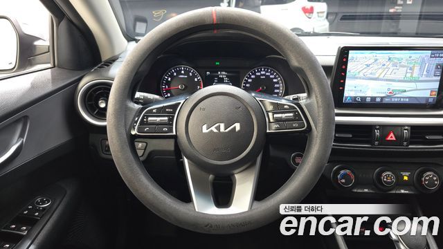 Kia K3 (II) 1.6 Trendy 2023 — фото 15