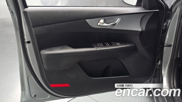 Kia K3 (II) 1.6 Trendy 2023 — фото 24