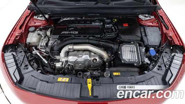 Mercedes-Benz GLB-Class (X247) AMG GLB35 4MATIC 2025 — фото 6