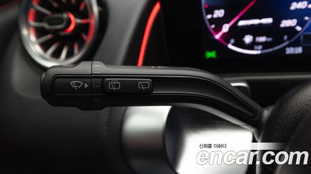 Mercedes-Benz GLB-Class (X247) AMG GLB35 4MATIC 2025 — фото 22