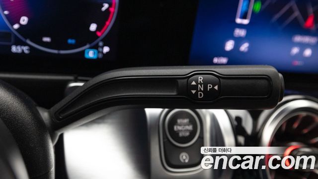 Mercedes-Benz GLB-Class (X247) AMG GLB35 4MATIC 2025 — фото 23