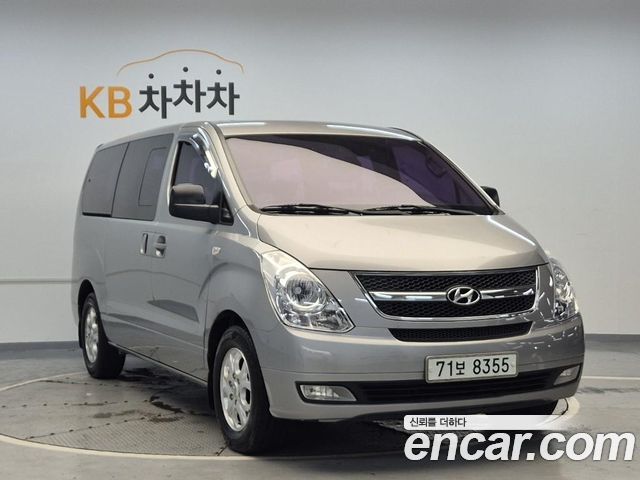 Hyundai Grand Starex 11-Seater Wagon CVX Premium 2012 — фото 4