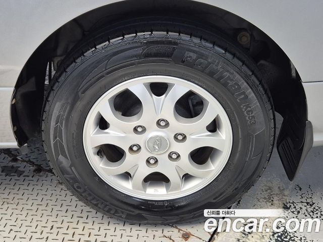 Hyundai Grand Starex 11-Seater Wagon CVX Premium 2012 — фото 22