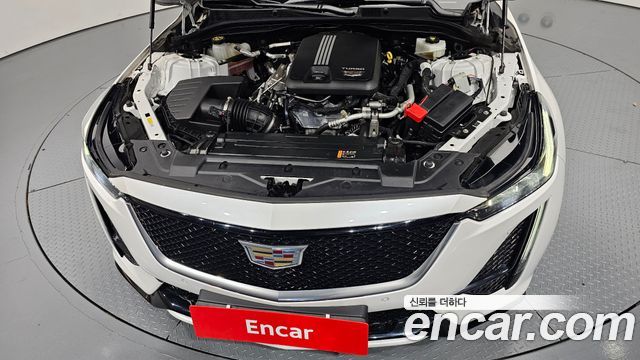 Cadillac CT5 2.0 Sport 2023 — фото 6