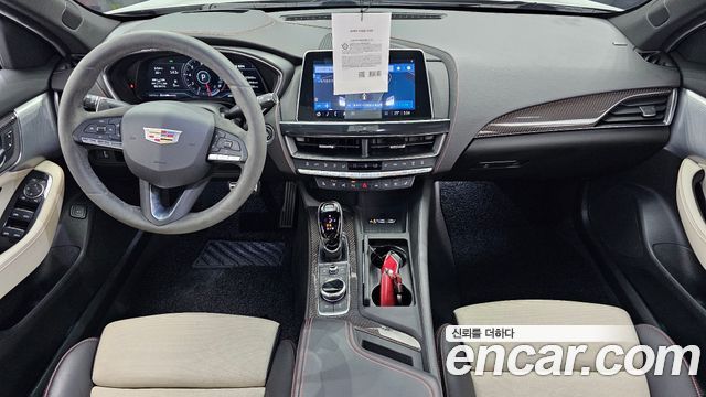 Cadillac CT5 2.0 Sport 2023 — фото 7