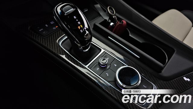 Cadillac CT5 2.0 Sport 2023 — фото 9
