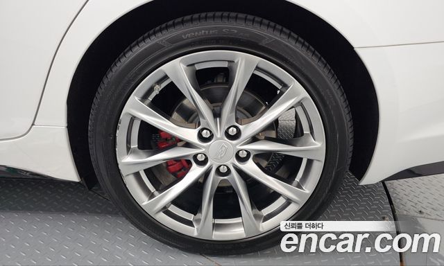 Cadillac CT5 2.0 Sport 2023 — фото 21