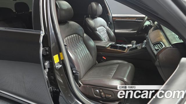 Genesis G90 3.3 T AWD Premium 2019 — фото 11