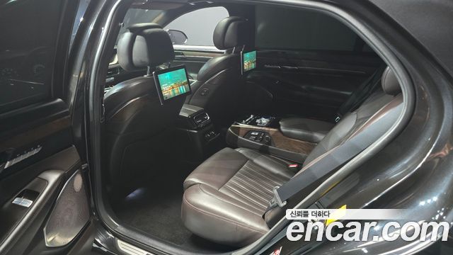 Genesis G90 3.3 T AWD Premium 2019 — фото 12