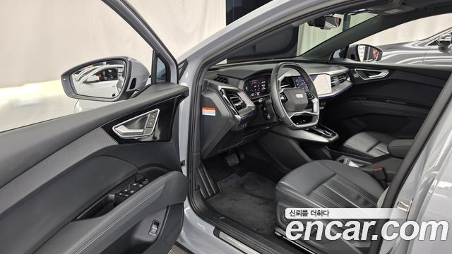 Audi Q4 e-tron (F4) 40 Premium 2023 — фото 10