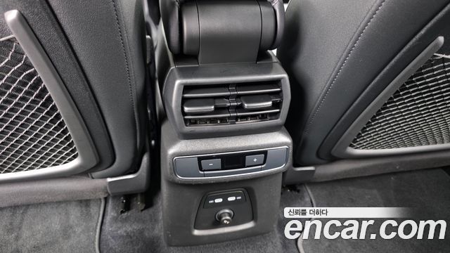 Audi Q4 e-tron (F4) 40 Premium 2023 — фото 18