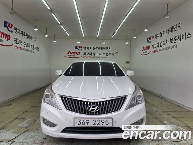 Hyundai Grandeur (HG) HG240 Modern
