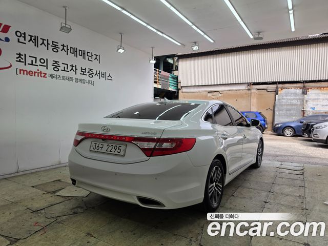 Hyundai Grandeur (HG) HG240 Modern 2014 — фото 6