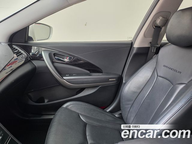 Hyundai Grandeur (HG) HG240 Modern 2014 — фото 20