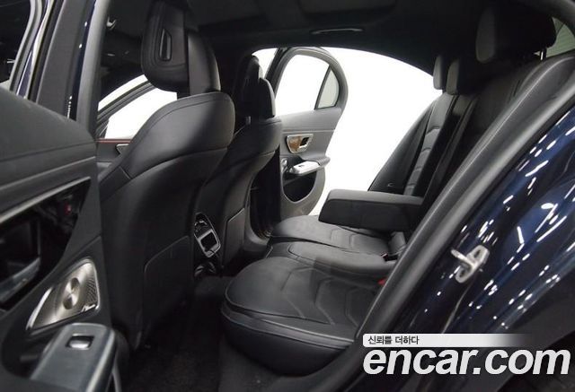 Mercedes-Benz E-Class (W214) E300 4MATIC AMG Line 2024 — фото 19