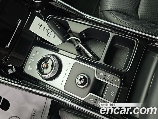 Kia Sorento (IV) Diesel 2.2 2WD Gravity 2023 — фото 8