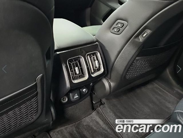 Kia Sorento (IV) Diesel 2.2 2WD Gravity 2023 — фото 17