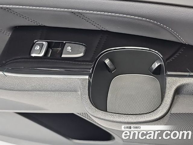Kia Sorento (IV) Diesel 2.2 2WD Gravity 2023 — фото 18