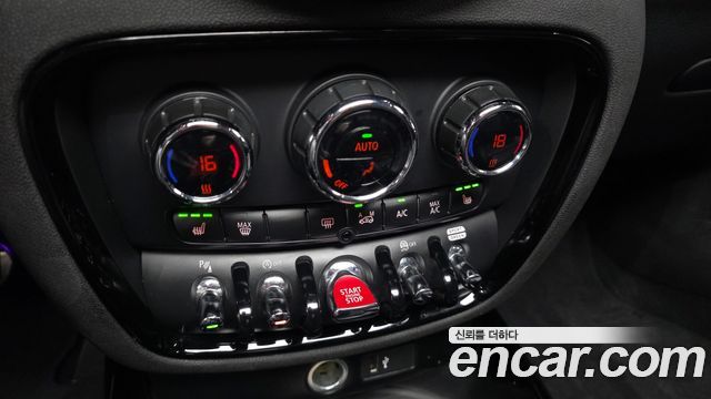 MINI Cooper S Clubman JCW T51 Edition 2020 — фото 17