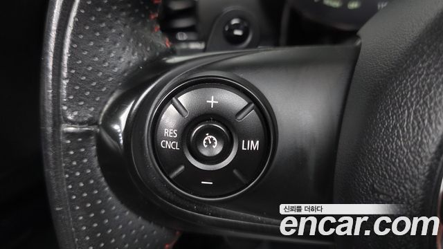 MINI Cooper S Clubman JCW T51 Edition 2020 — фото 18