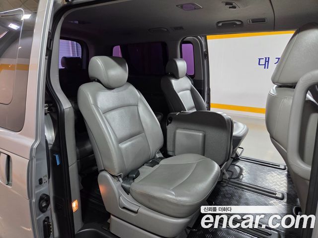 Hyundai Grand Starex 12-Seater Wagon Smart 2016 — фото 22