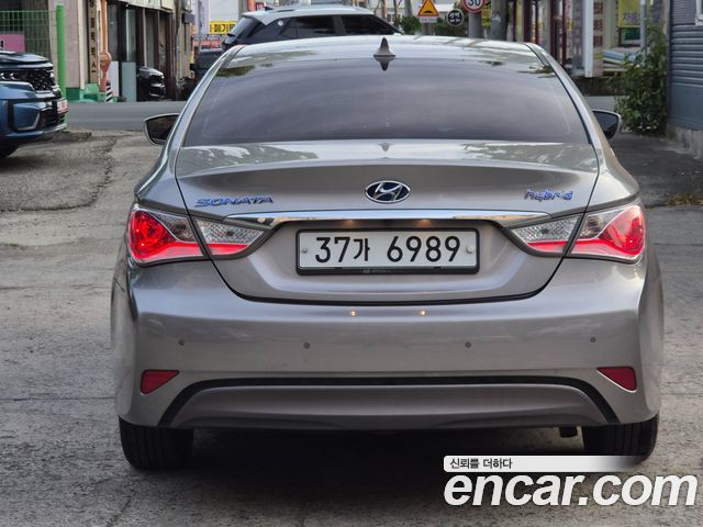 Hyundai Sonata Hybrid 2.0 Modern 2014 — фото 4