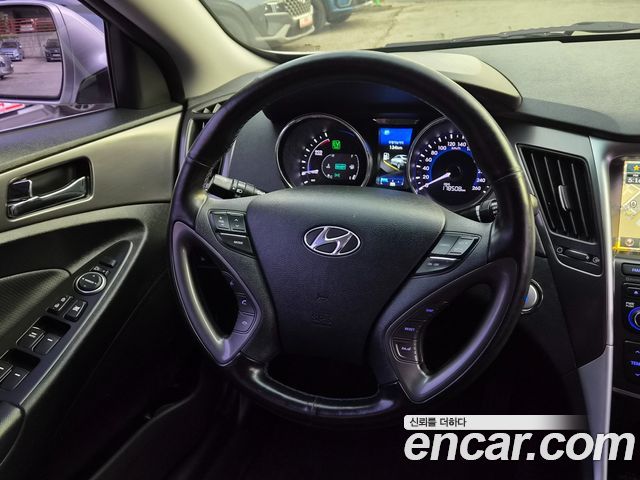 Hyundai Sonata Hybrid 2.0 Modern 2014 — фото 7