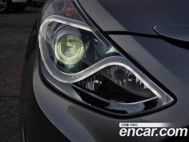 Hyundai Sonata Hybrid 2.0 Modern 2014 — фото 24