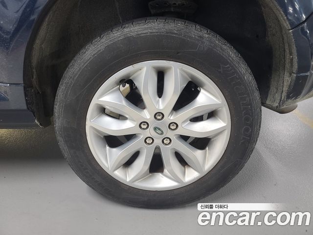 Land Rover Freelander 2 2.2 SD4 HSE 2013 — фото 8