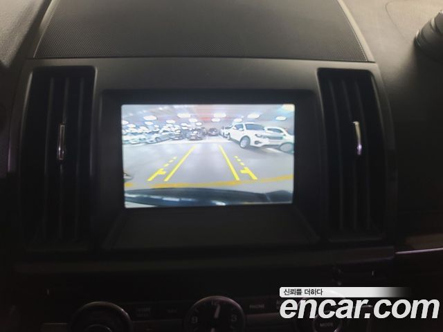 Land Rover Freelander 2 2.2 SD4 HSE 2013 — фото 10