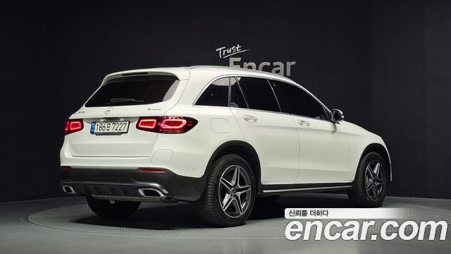 Mercedes-Benz GLC-Class (X253) GLC300e 4MATIC 2022 — фото 2
