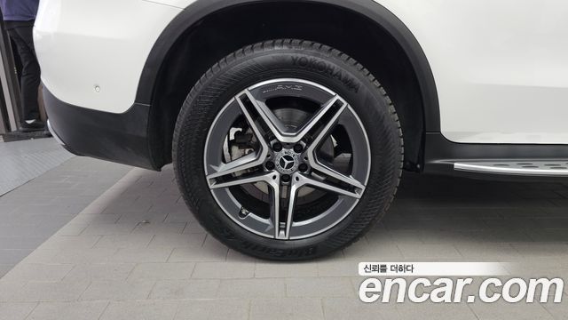 Mercedes-Benz GLC-Class (X253) GLC300e 4MATIC 2022 — фото 5