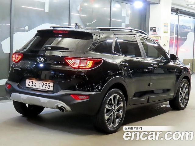 Kia Stonic Diesel 1.6 Prestige 2019 — фото 4