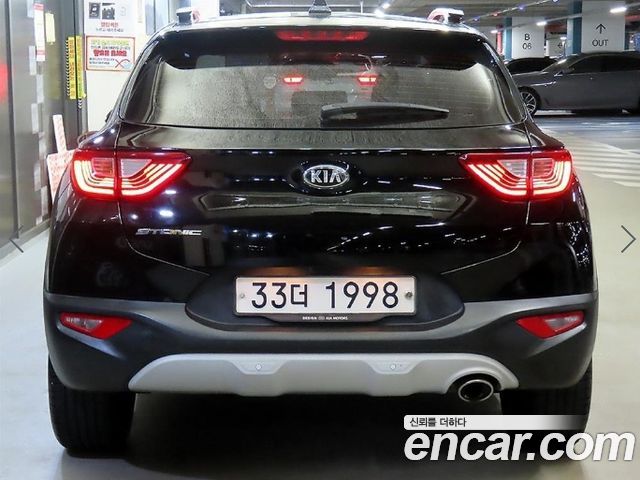 Kia Stonic Diesel 1.6 Prestige 2019 — фото 5