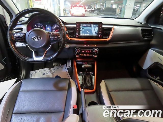 Kia Stonic Diesel 1.6 Prestige 2019 — фото 10