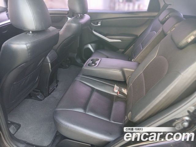 KG Mobility (SsangYong) Korando C 2.0 CVT 2WD Deluxe 2014 — фото 10
